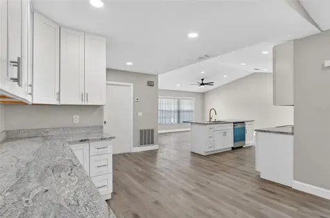 1510 Kestrel Way Brandon FL 33511