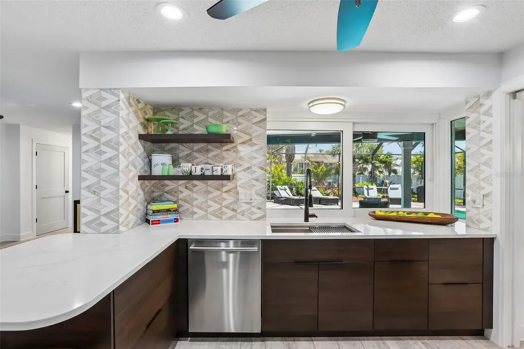 3203 Hibiscus Drive W Belleair Beach FL 33786
