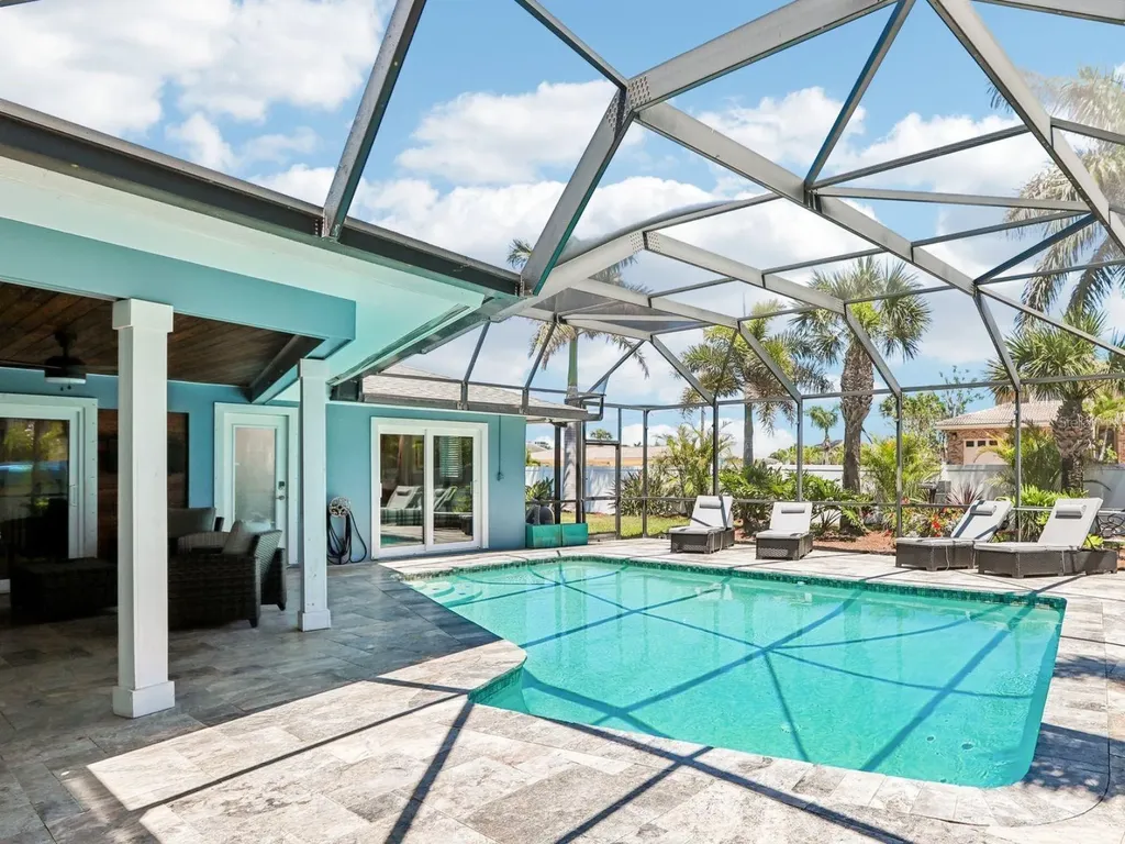 3203 Hibiscus Drive W Belleair Beach FL 33786