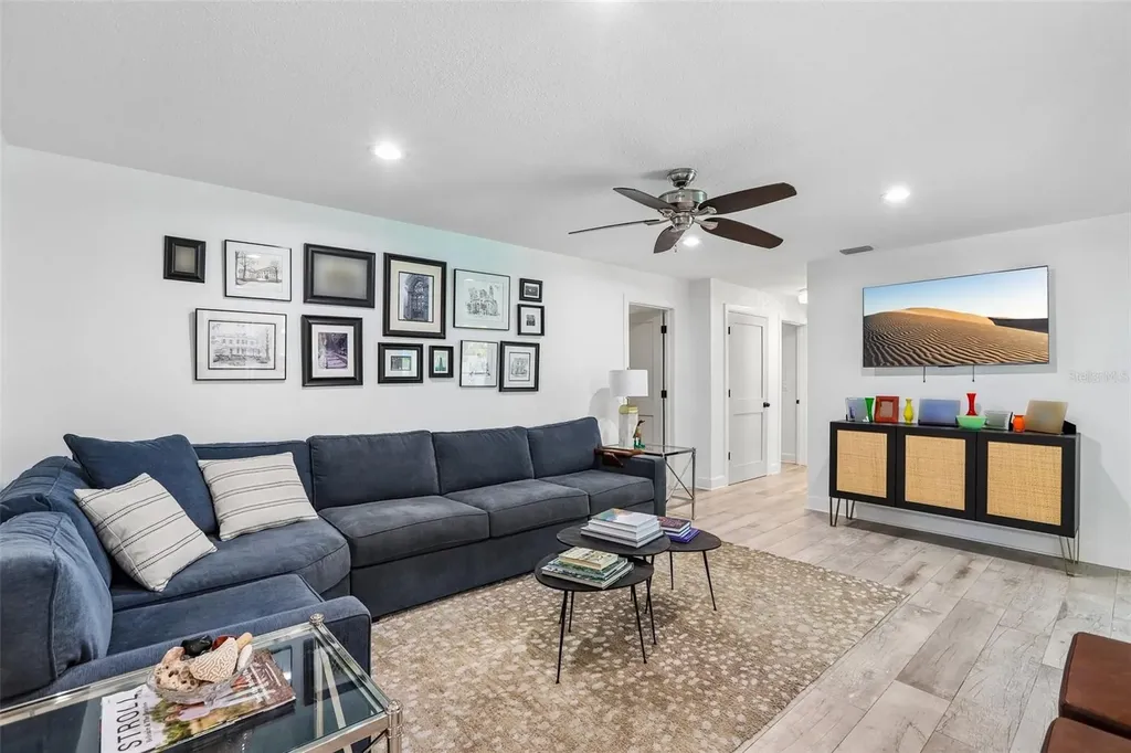 3203 Hibiscus Drive W Belleair Beach FL 33786