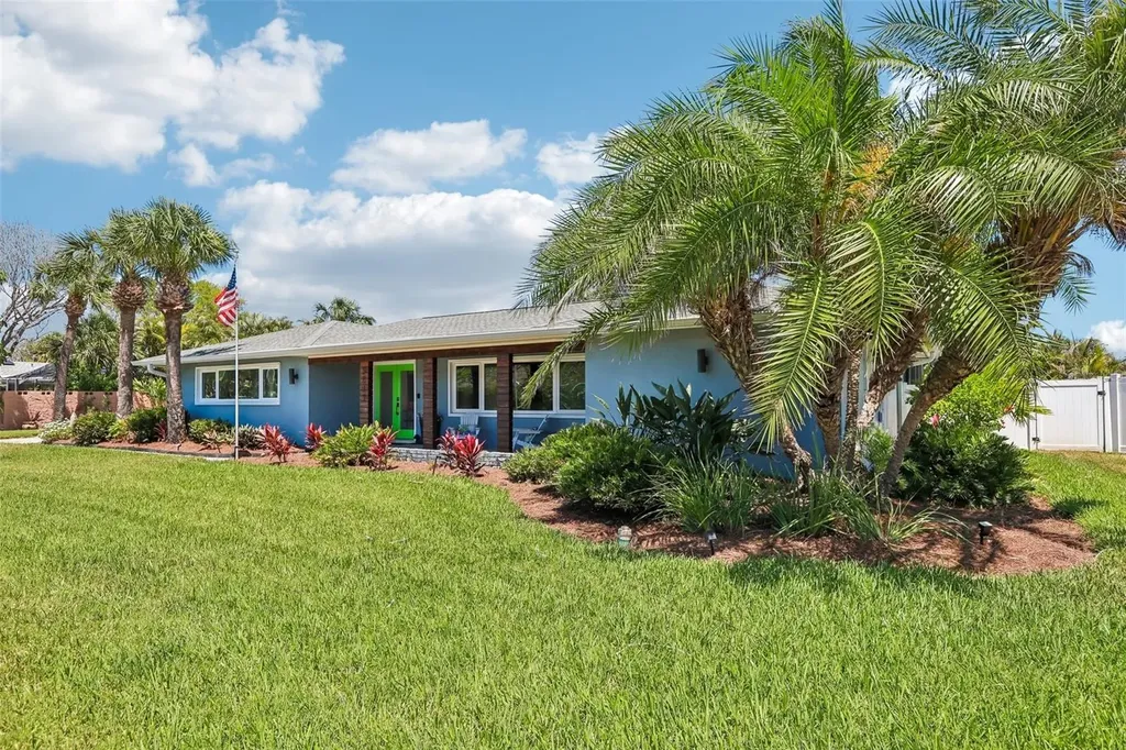 3203 Hibiscus Drive W Belleair Beach FL 33786