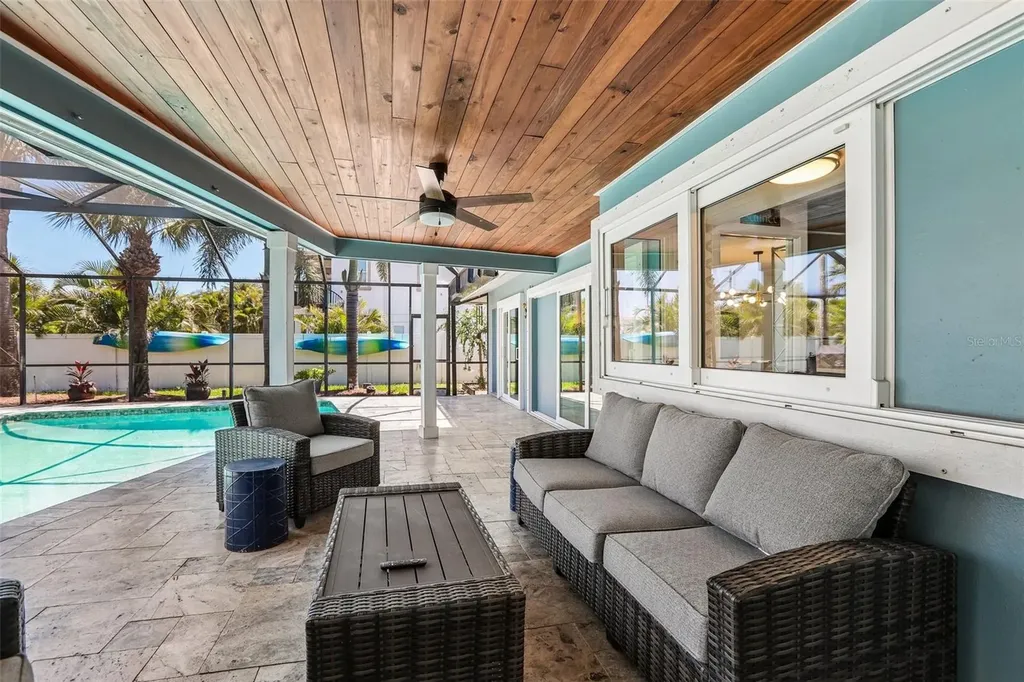 3203 Hibiscus Drive W Belleair Beach FL 33786