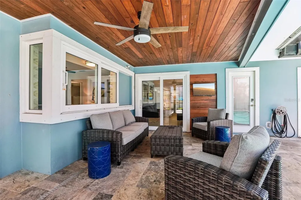 3203 Hibiscus Drive W Belleair Beach FL 33786