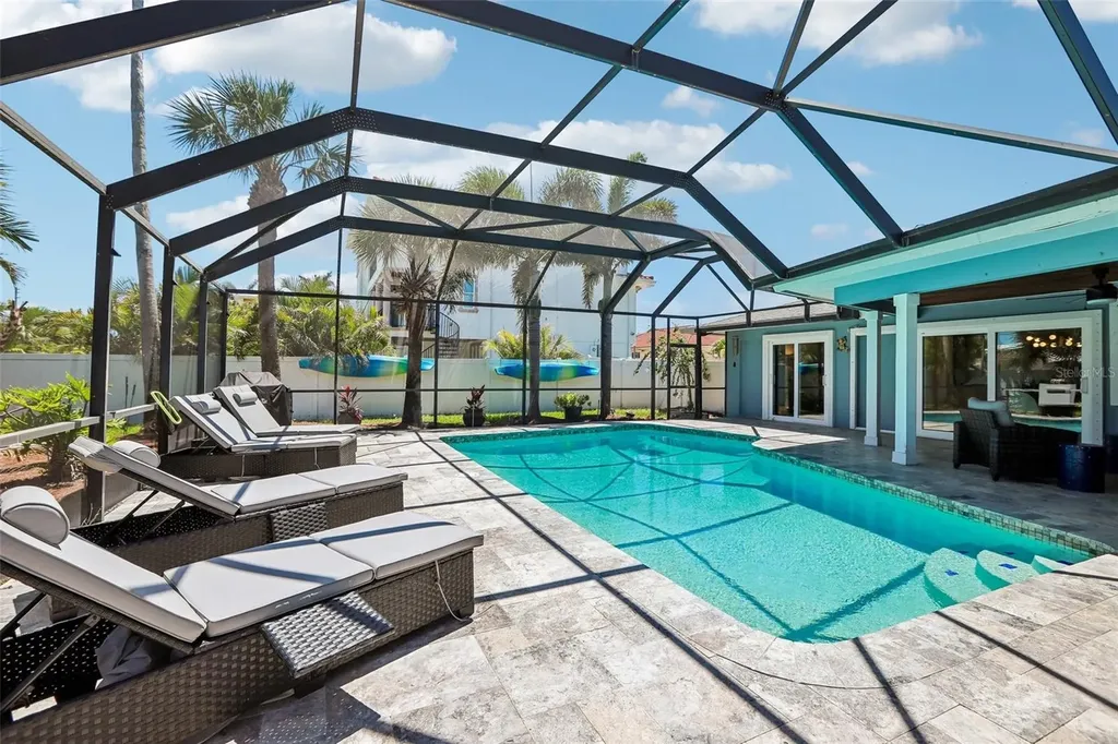 3203 Hibiscus Drive W Belleair Beach FL 33786