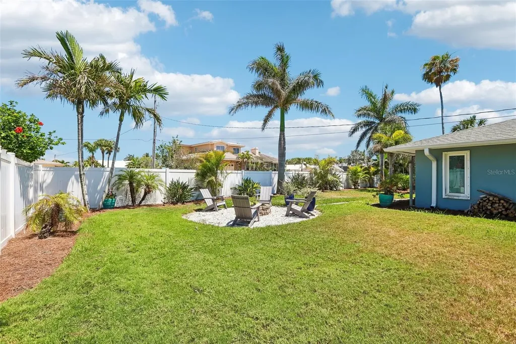 3203 Hibiscus Drive W Belleair Beach FL 33786