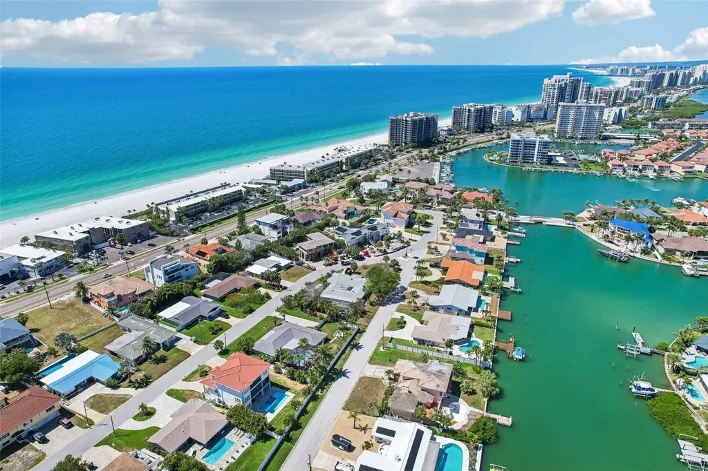 3203 Hibiscus Drive W Belleair Beach FL 33786