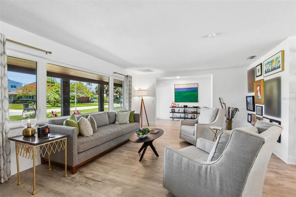 3203 Hibiscus Drive W Belleair Beach FL 33786