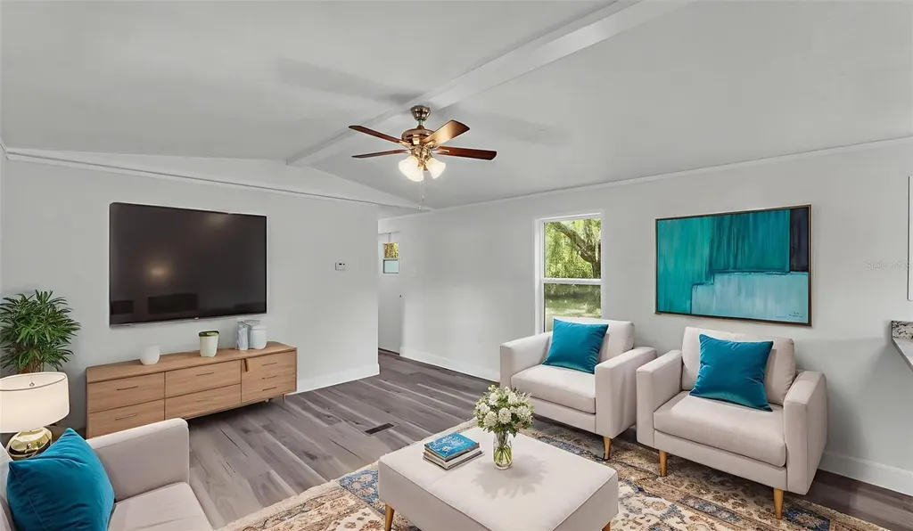 5242 Shadyglen Drive Lakeland FL 33810