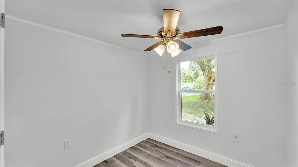 5242 Shadyglen Drive Lakeland FL 33810