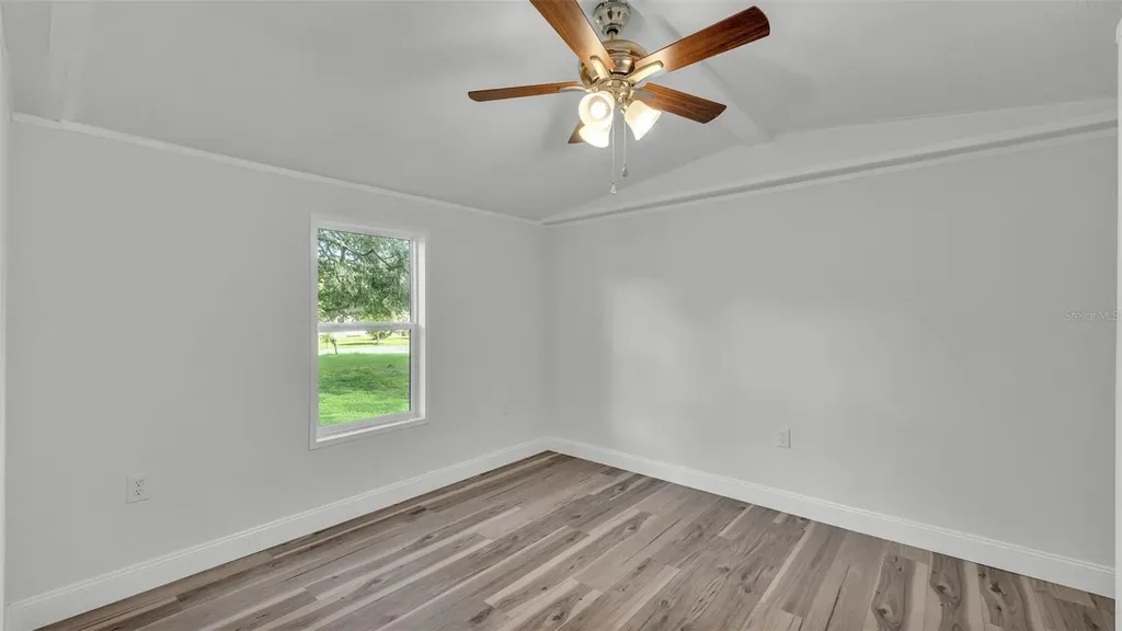 5242 Shadyglen Drive Lakeland FL 33810