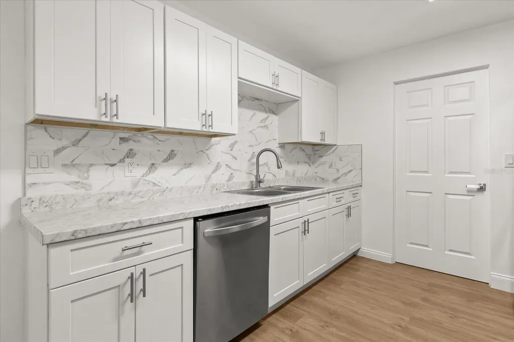 210 Kensington Avenue Deland FL 32724
