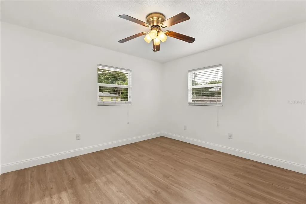 210 Kensington Avenue Deland FL 32724