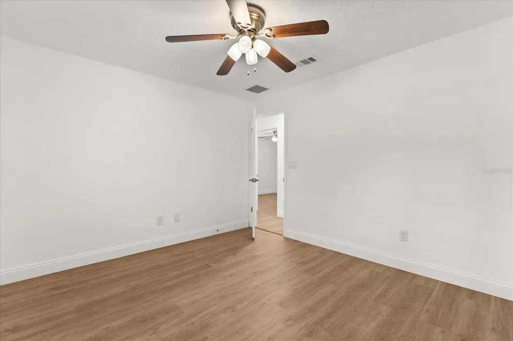 210 Kensington Avenue Deland FL 32724
