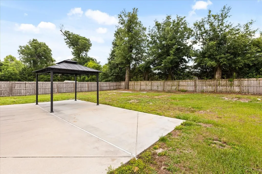 210 Kensington Avenue Deland FL 32724