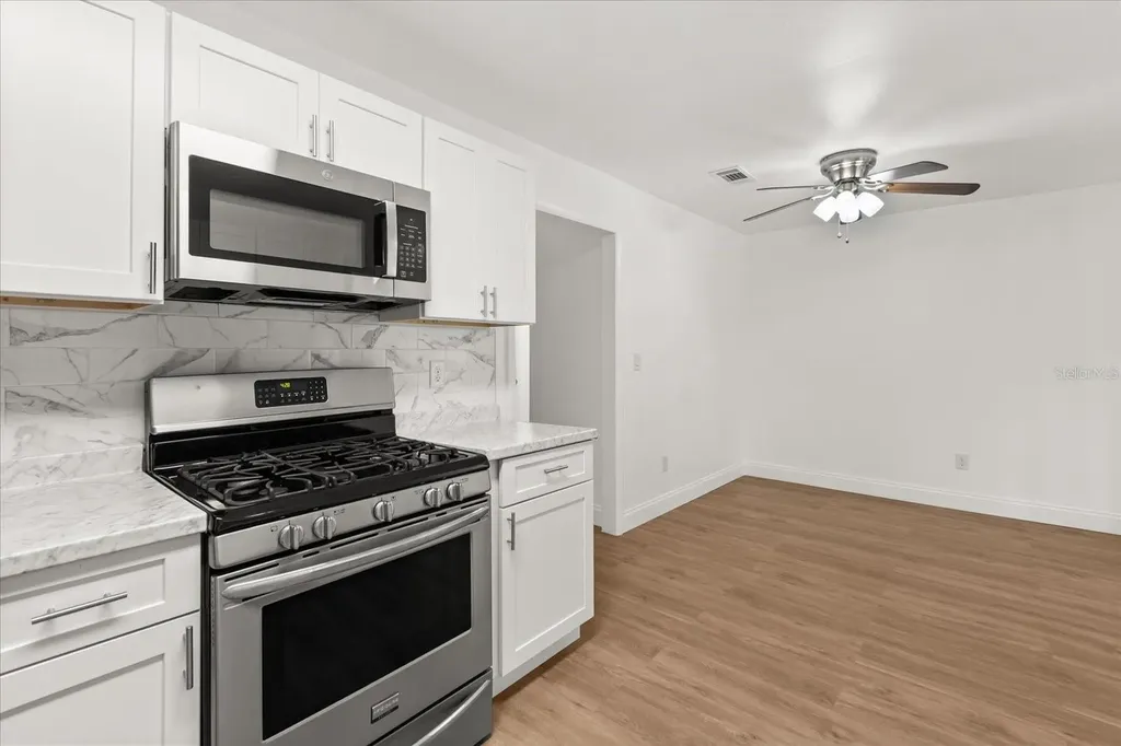 210 Kensington Avenue Deland FL 32724