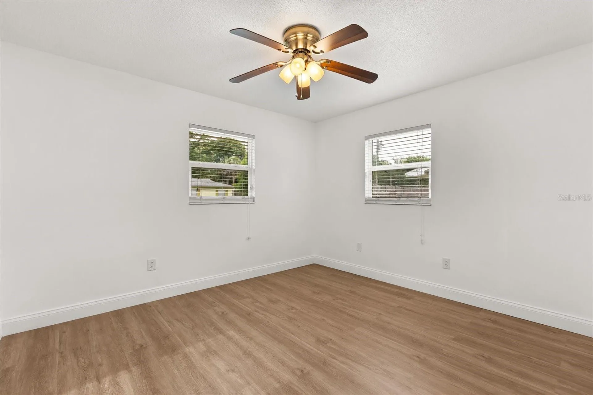 210 Kensington Avenue Deland FL 32724
