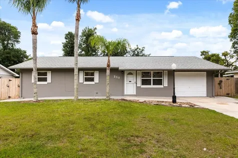 210 Kensington Avenue Deland FL 32724