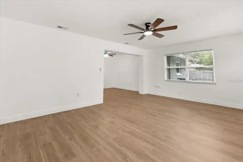 210 Kensington Avenue Deland FL 32724