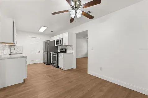 210 Kensington Avenue Deland FL 32724