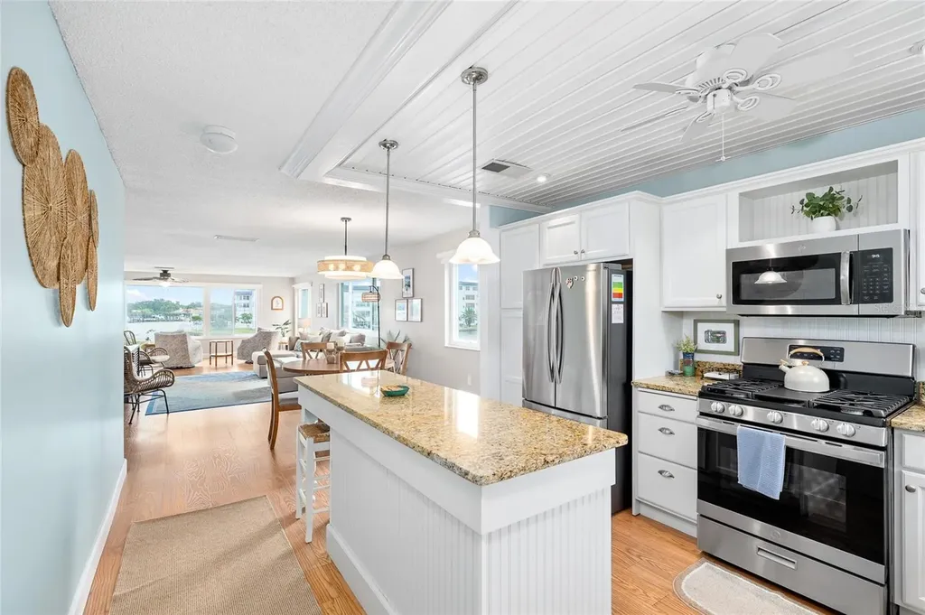 6075 Shore Boulevard S Gulfport FL 33707