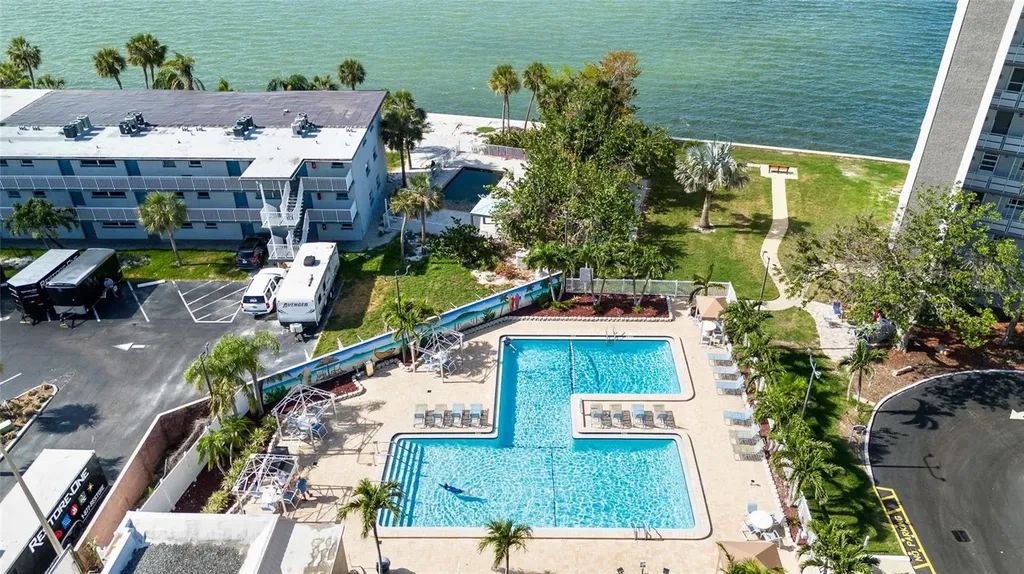 6075 Shore Boulevard S Gulfport FL 33707