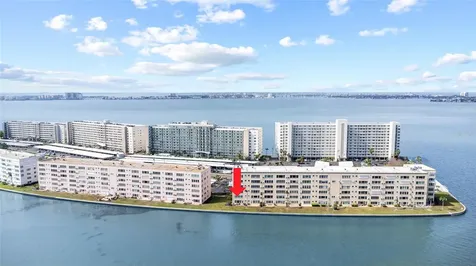 6075 Shore Boulevard S Gulfport FL 33707
