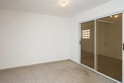 Urb. Levittown Lakes An53 (bajos) Lydia Oeste Toa Baja PR 00949
