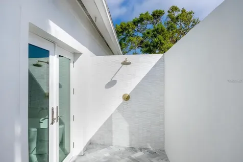 4104 Las Palmas Way Sarasota FL 34238