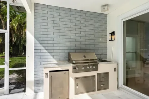 4104 Las Palmas Way Sarasota FL 34238