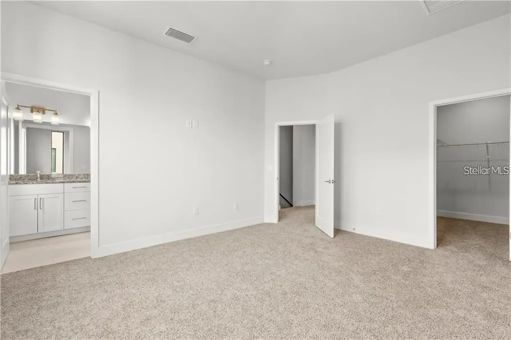 4810 W Mcelroy Avenue Tampa FL 33611
