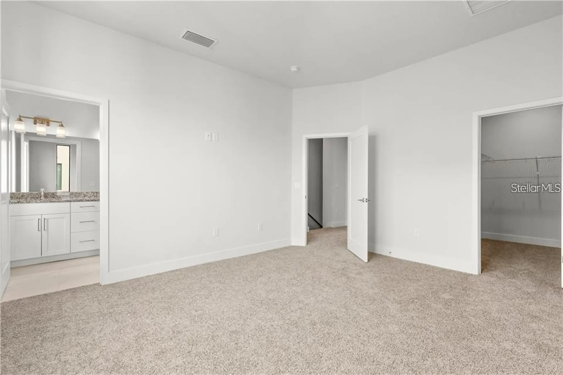 4810 W Mcelroy Avenue Tampa FL 33611