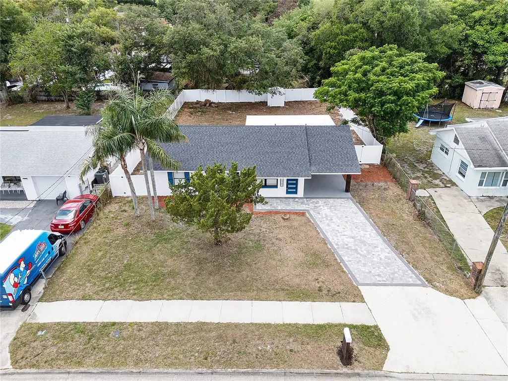 1702 Curry Avenue Orlando FL 32812