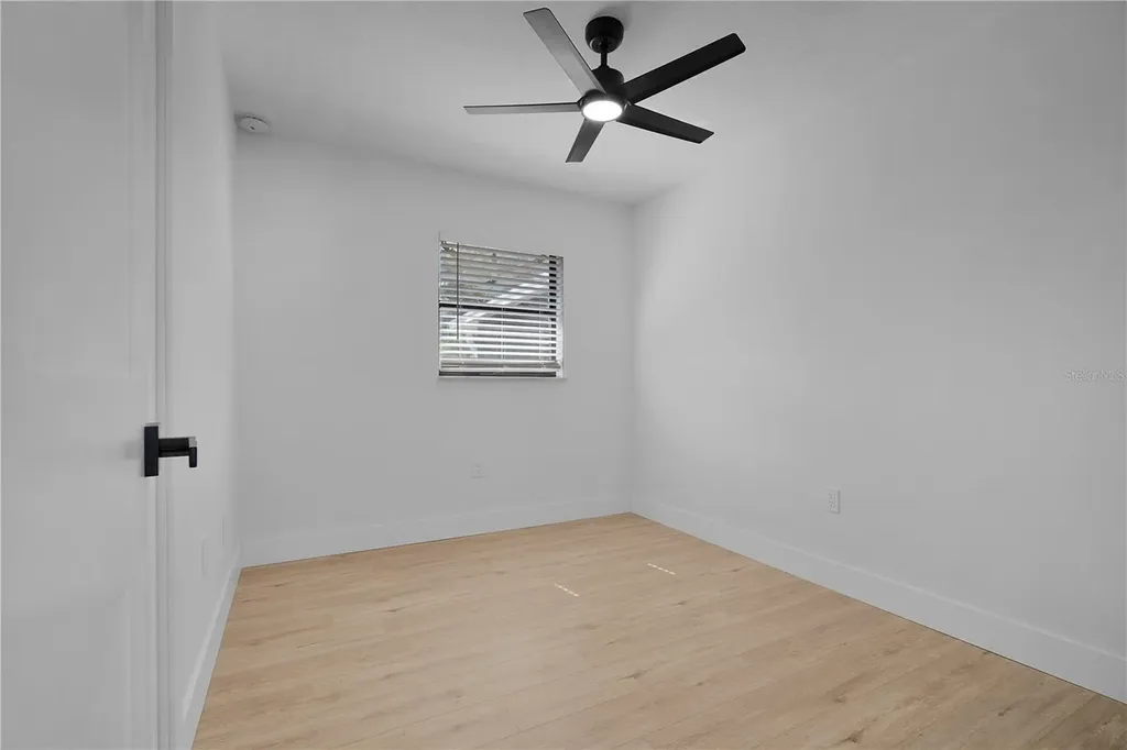 1702 Curry Avenue Orlando FL 32812
