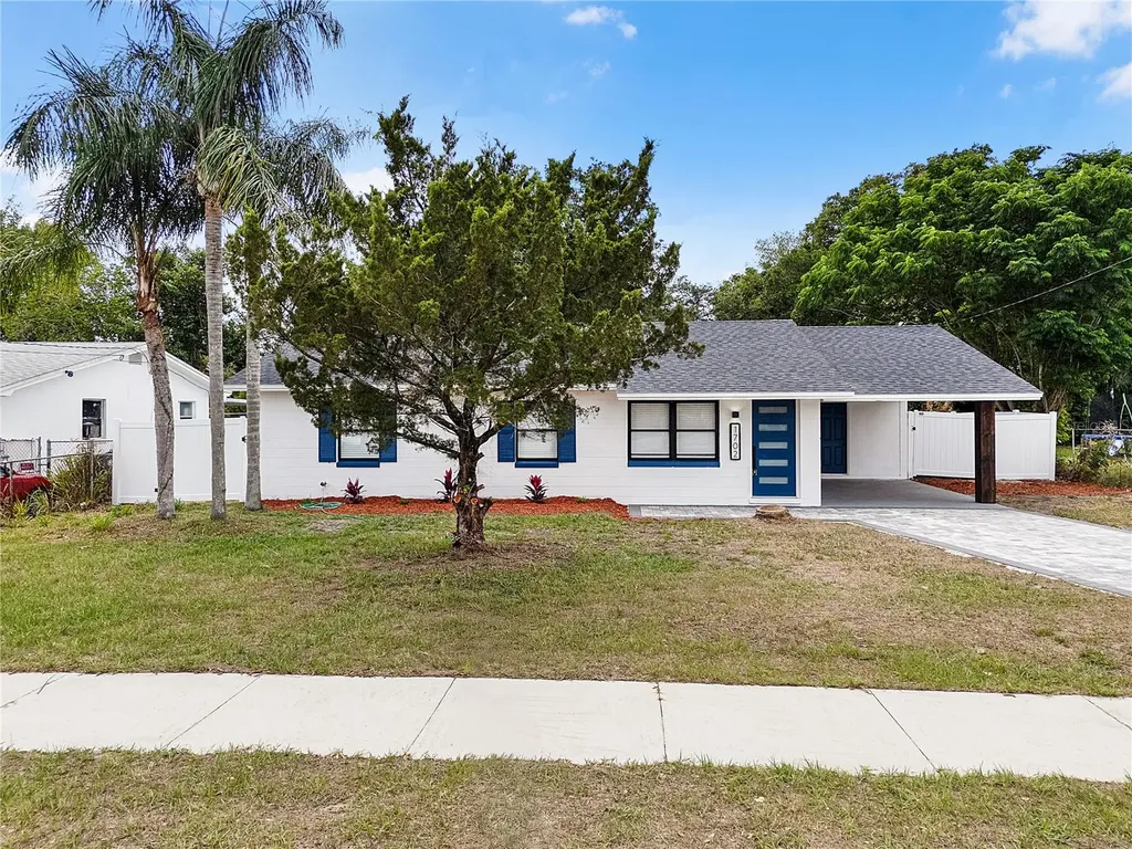 1702 Curry Avenue Orlando FL 32812