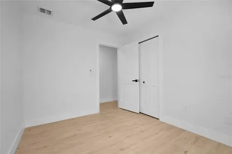 1702 Curry Avenue Orlando FL 32812
