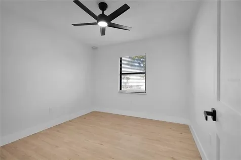 1702 Curry Avenue Orlando FL 32812
