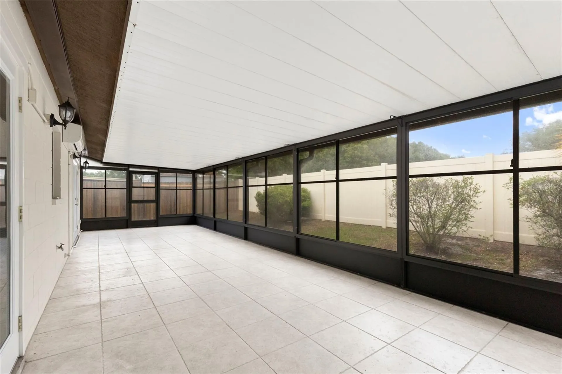 1836 Craven Drive Seffner FL 33584