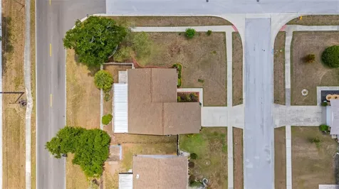 1836 Craven Drive Seffner FL 33584