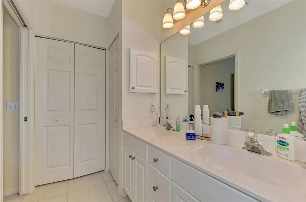 900 Addington Court Venice FL 34293