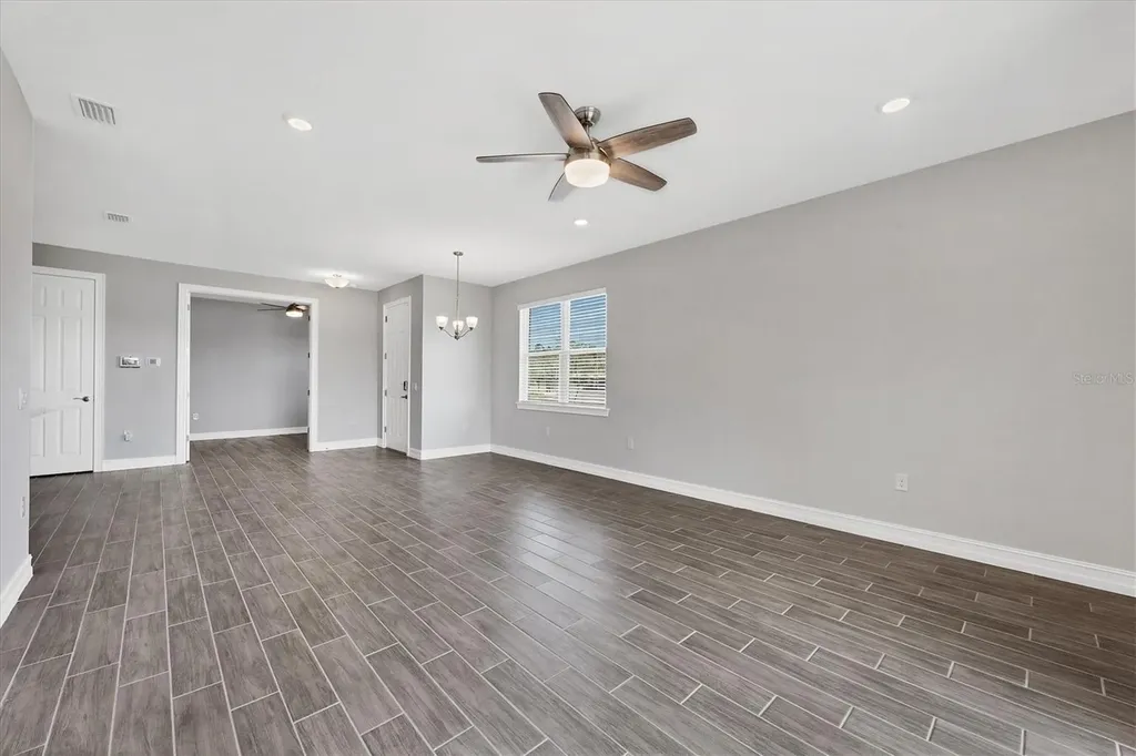 111 Ibiza Loop Venice FL 34292