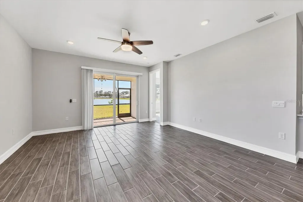 111 Ibiza Loop Venice FL 34292