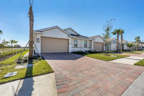 111 Ibiza Loop Venice FL 34292