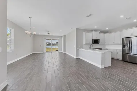 111 Ibiza Loop Venice FL 34292