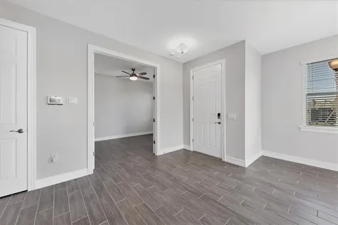 111 Ibiza Loop Venice FL 34292