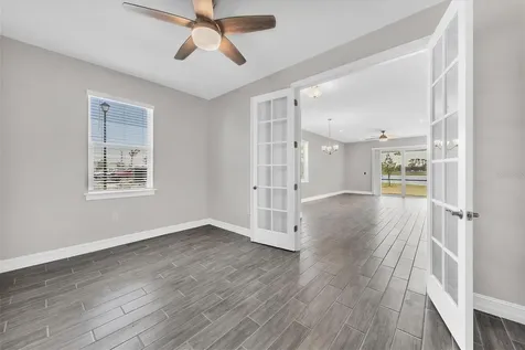 111 Ibiza Loop Venice FL 34292
