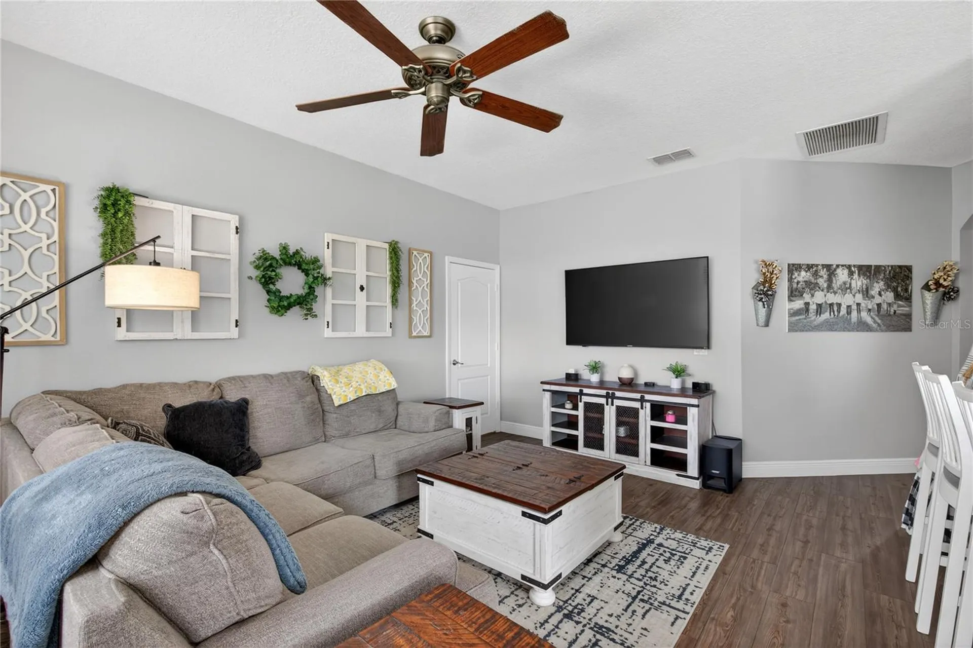23626 Valderama Lane Sorrento FL 32776