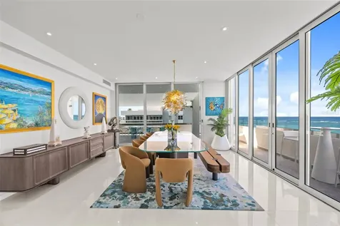 3307 Ave Isla Verde Carolina PR 00979