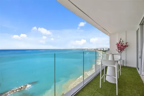 3307 Ave Isla Verde Carolina PR 00979