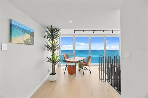 3307 Ave Isla Verde Carolina PR 00979