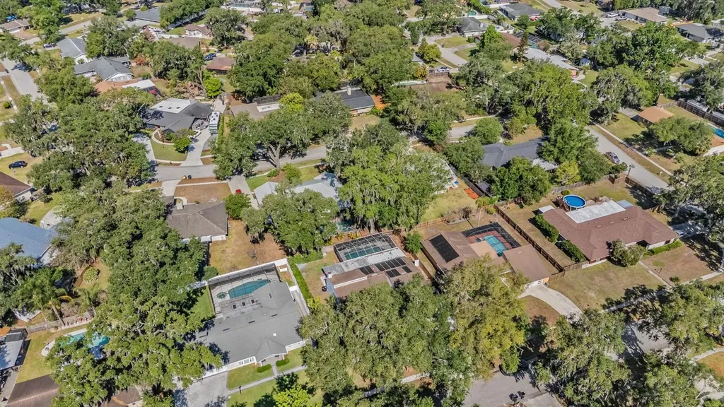 6323 Oak Square E Lakeland FL 33813